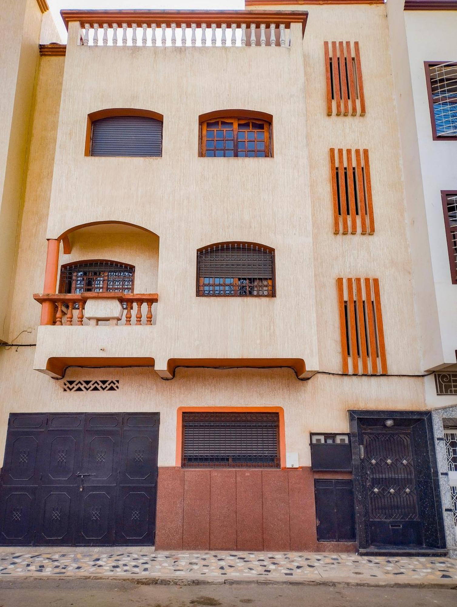 Rabat-Sale Big Apartment With Parking Near Airport Ngoại thất bức ảnh